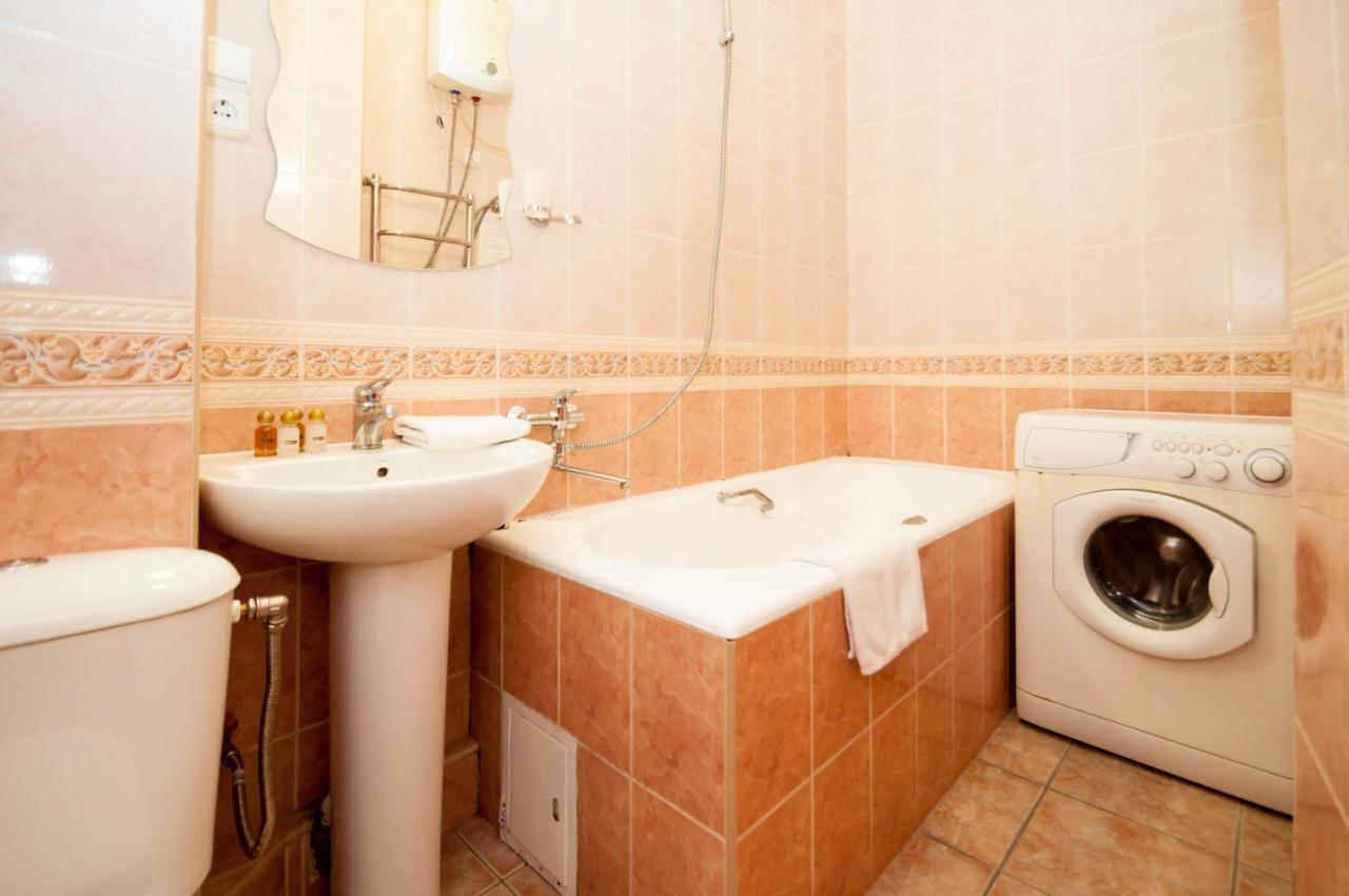 Apartment In The Center On Shota Rustaveli Kyiv
